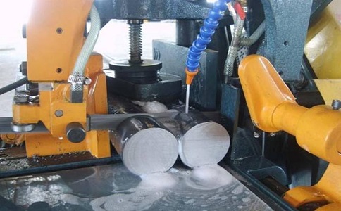 白云卧式带锯床的送料方式有哪几种？